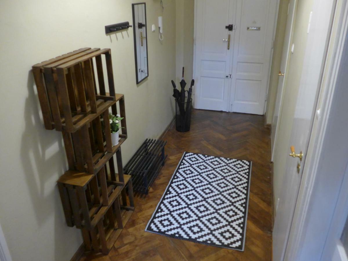 Apartament M15 Apartment Krakow Bagian luar foto