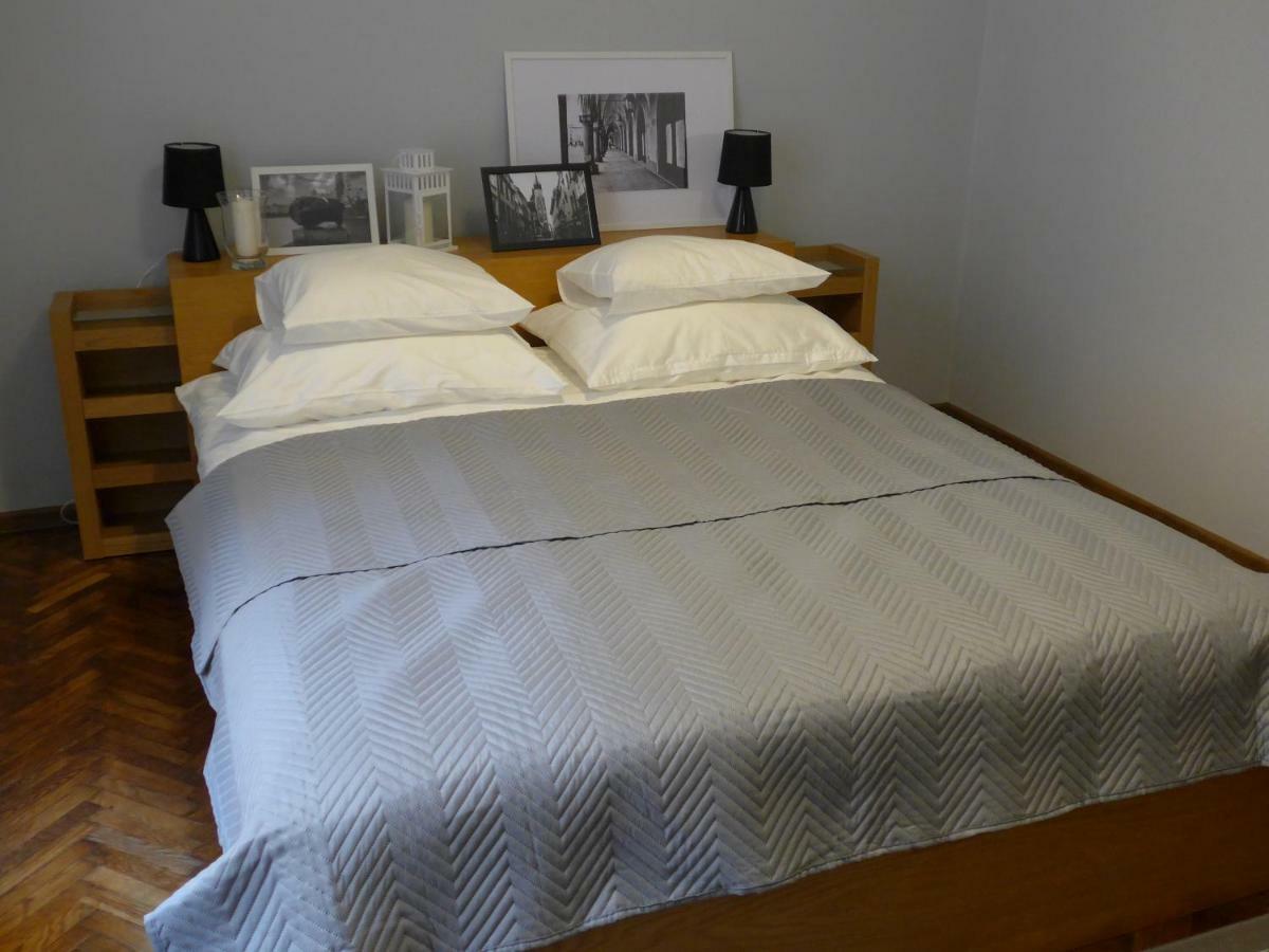 Apartament M15 Apartment Krakow Bagian luar foto