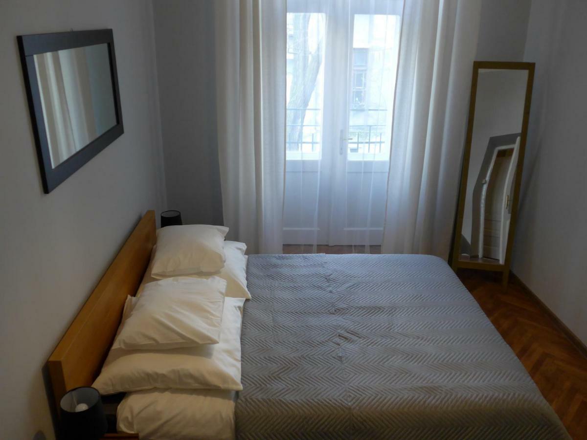 Apartament M15 Apartment Krakow Bagian luar foto